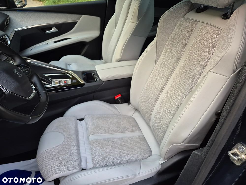 Peugeot 3008 - 8