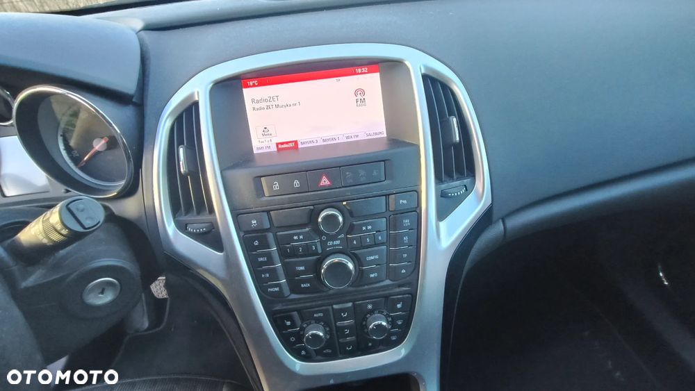 Opel Astra 1.4 Turbo Innovation - 16