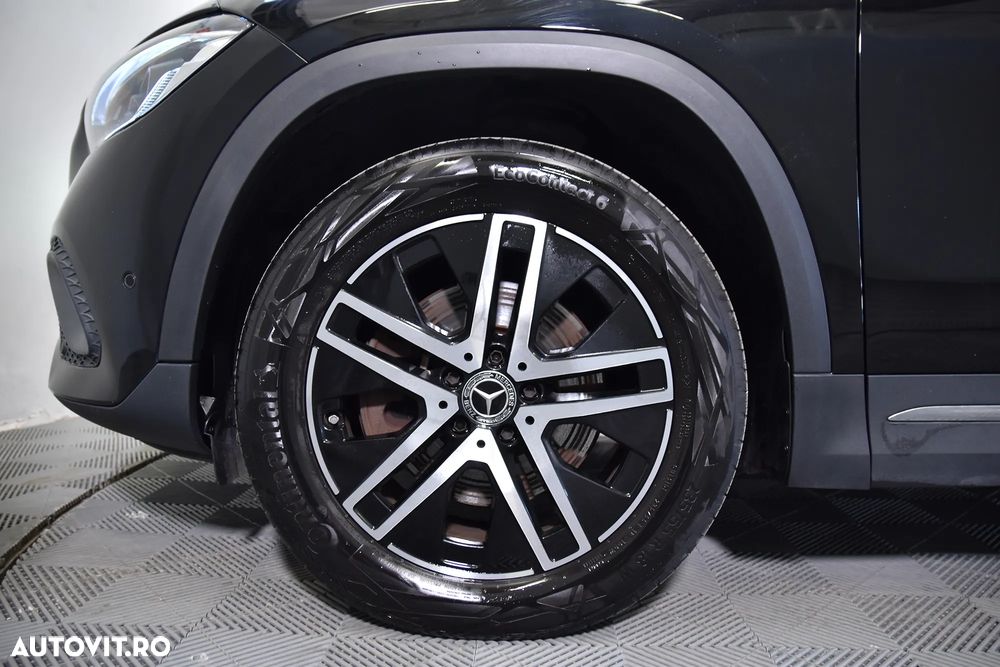 Mercedes-Benz GLA 250 e - 13