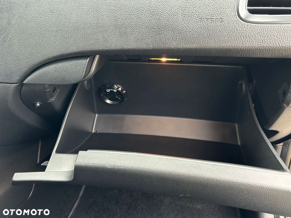 Kia Ceed 1.4 CRDi M - 27