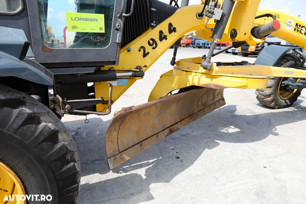 New Holland New Holland F156 - 16