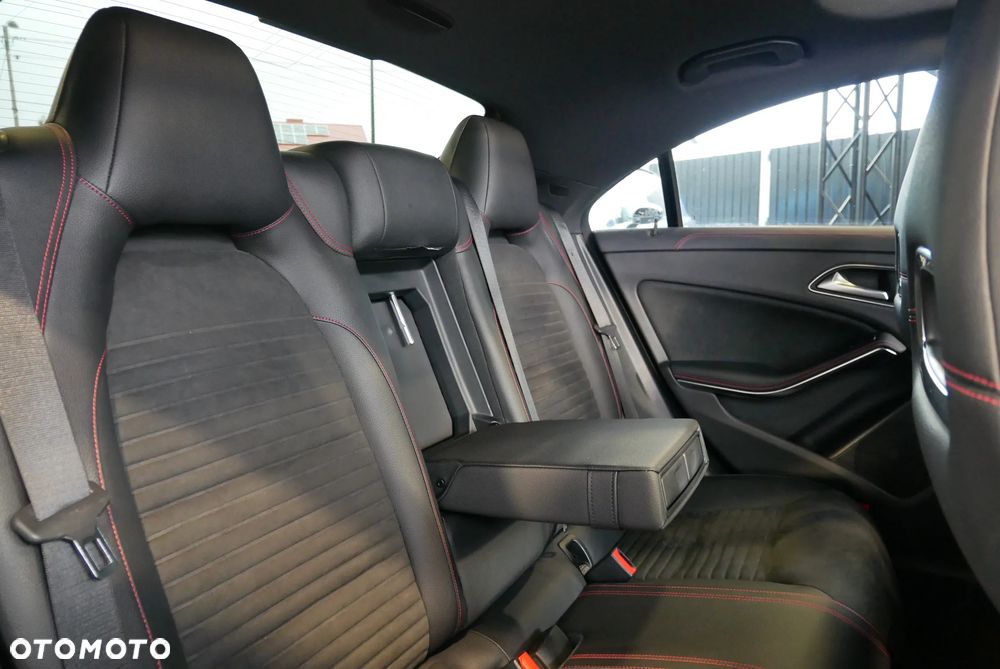 Mercedes-Benz CLA AMG 45 4Matic AMG Speedshift DCT 7G - 15
