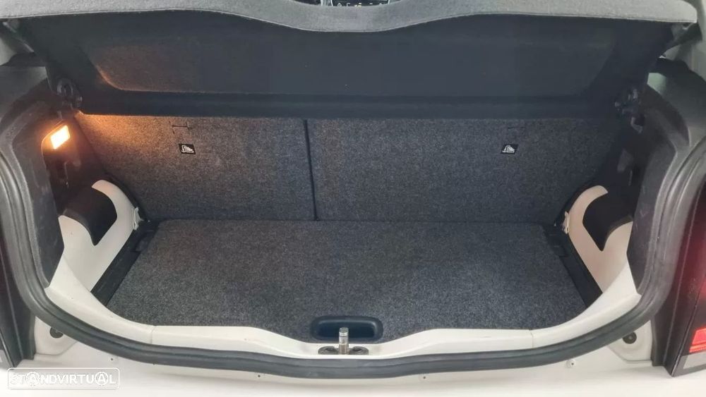 VW Up! 1.0 BlueMotion Move - 14