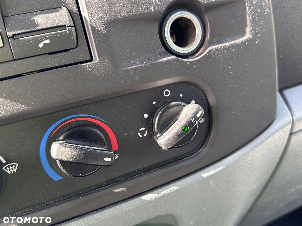 Ford Transit 300S Trend - 8