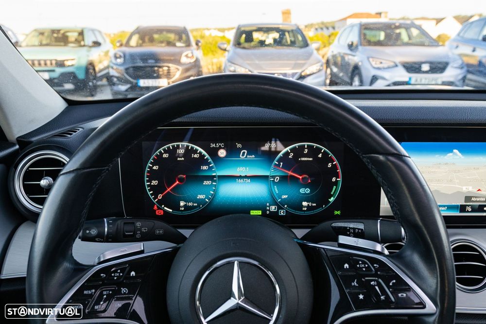 Mercedes-Benz E 300 de Avantgarde 4Matic - 20