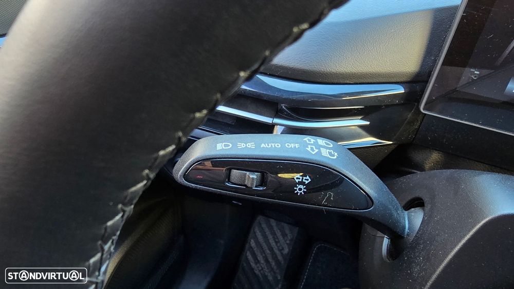 MG MG4 64 kWh Luxury - 14