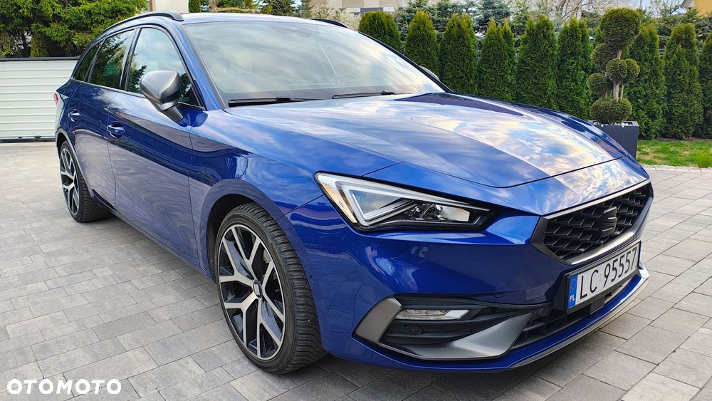 Seat Leon 1.5 eTSI FR DSG - 4