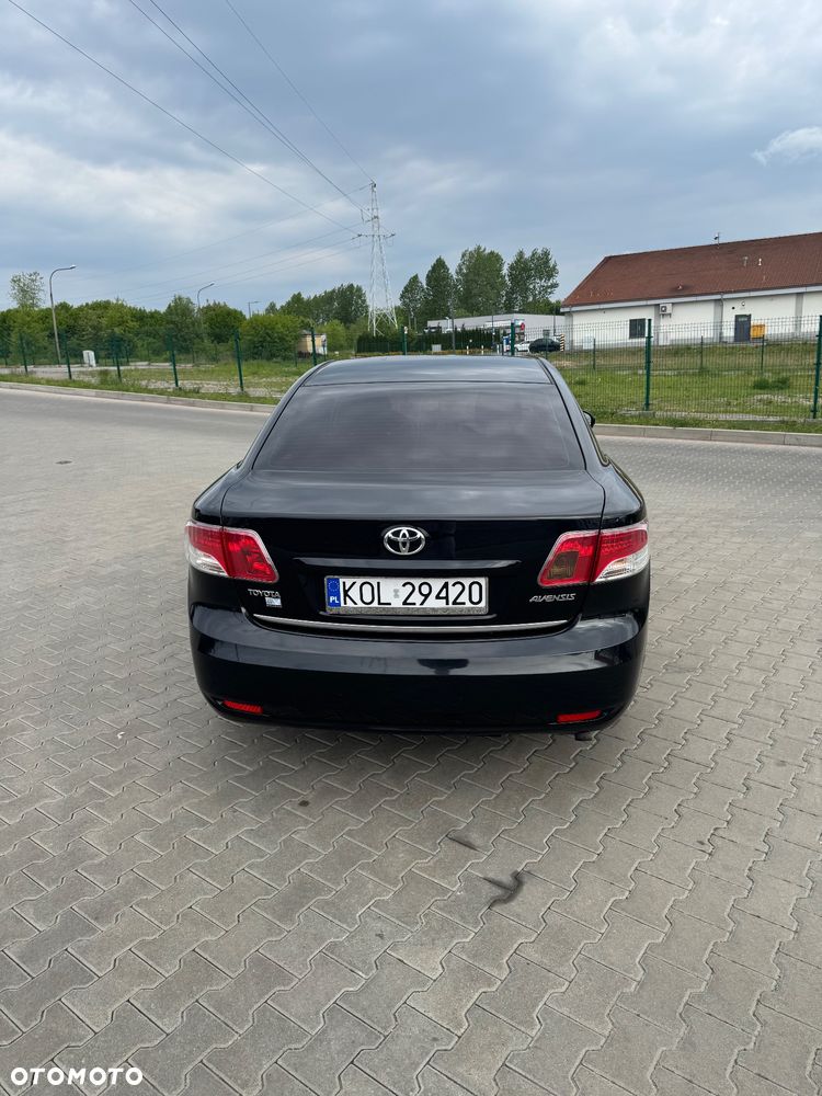 Toyota Avensis 1.8 Sol plus - 13