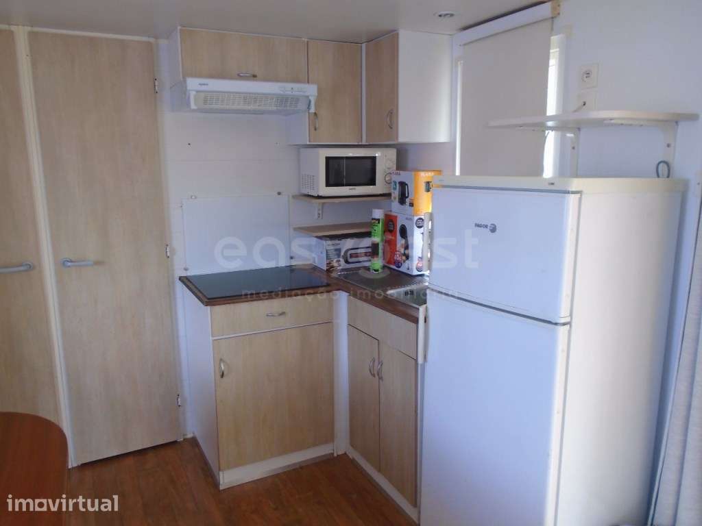 Bungalow T3 situado no Complexo Land`s Hause Bungalow`s Burinhosa P... - Grande imagem: 4/25