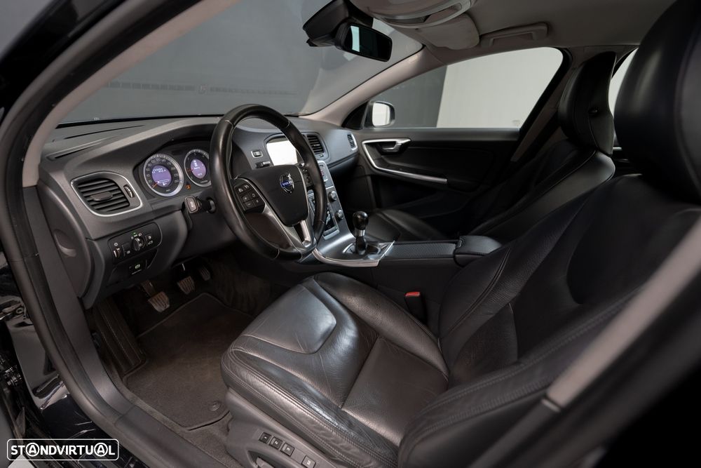 Volvo S60 2.0 D3 Summum - 10