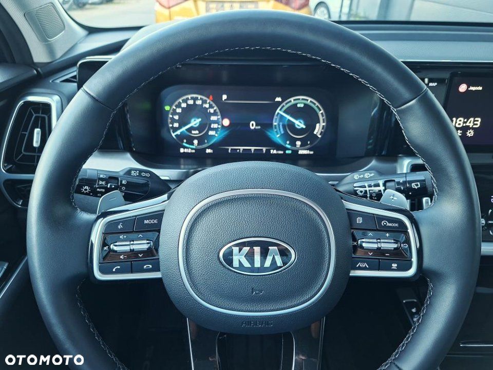 Kia Sorento - 33