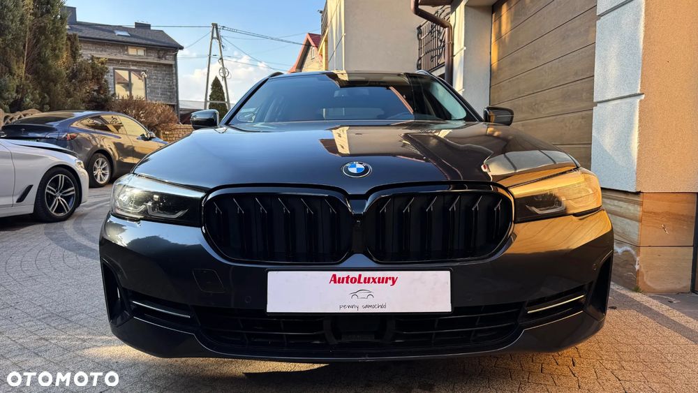 BMW Seria 5 520d Sport Line - 14