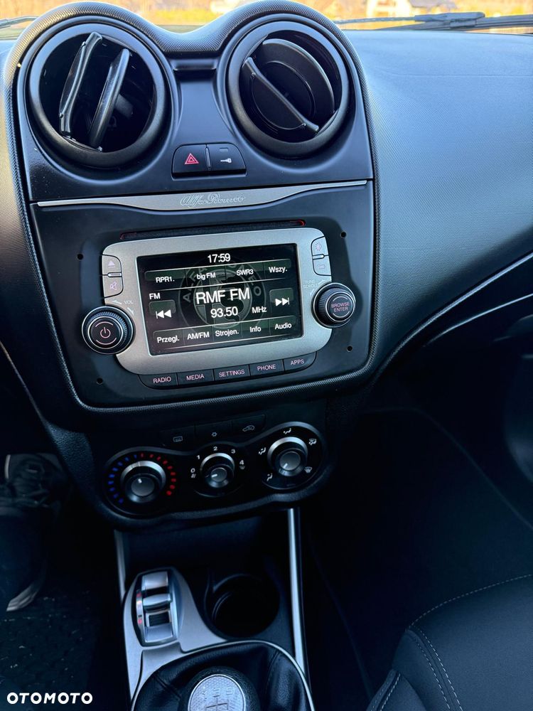 Alfa Romeo Mito 1.3 JTDM Turismo - 17