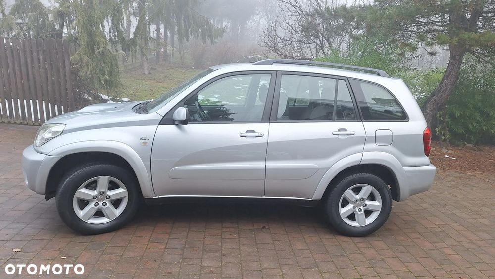 Toyota RAV4 2.0 D-4D Sol - 4