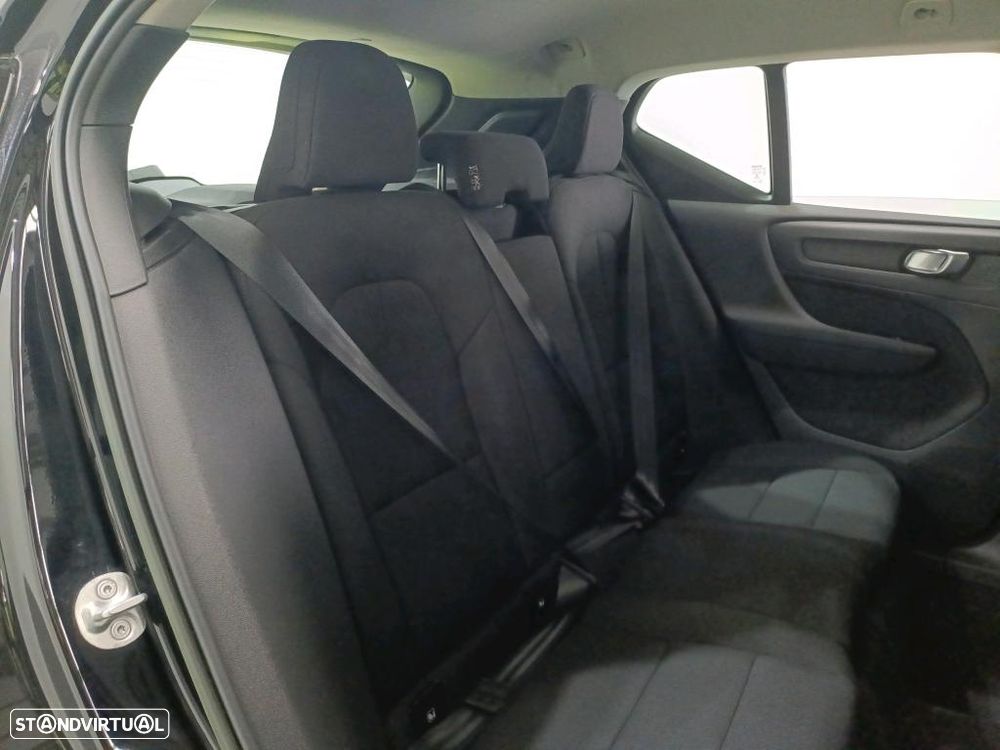 Volvo XC 40 1.5 T2 Momentum Core - 9