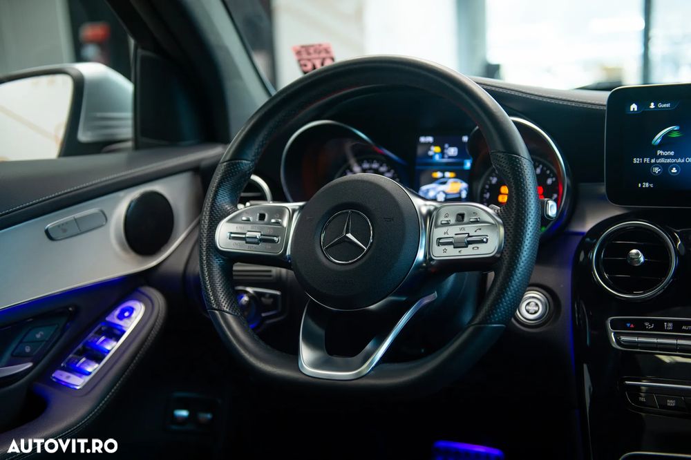 Mercedes-Benz GLC Coupe 300 e 4MATIC - 18