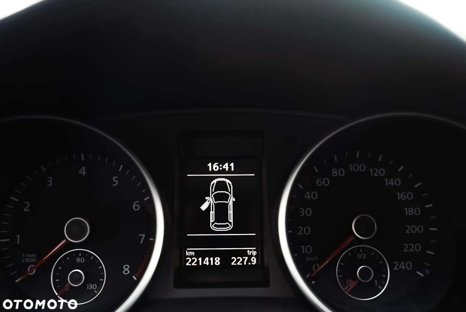 Volkswagen Golf VI 1.6 Highline - 14