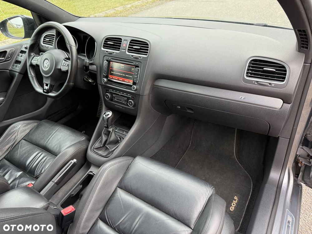 Volkswagen Golf 2.0 TSI 4Mot R - 25