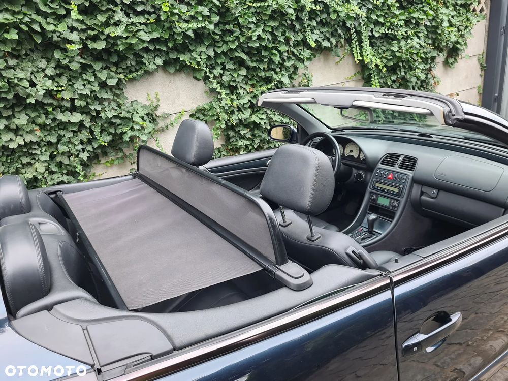 Mercedes-Benz CLK - 27