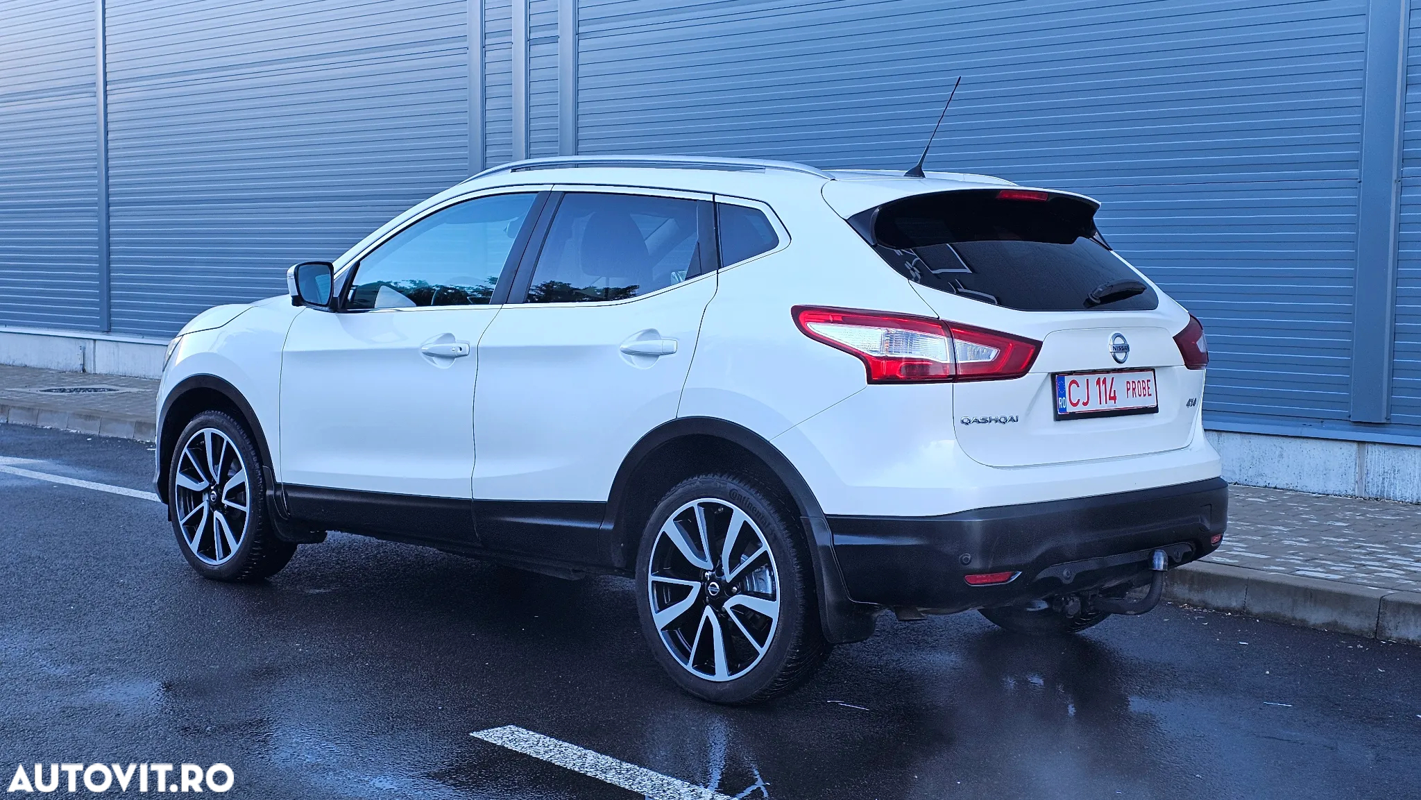 Nissan Qashqai 1.6 DCI 4 x 4 DPF Start/Stop tekna - 11