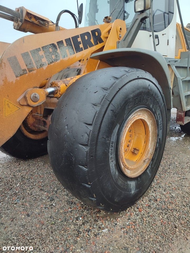 Liebherr L 566 2PLUS2 - 7