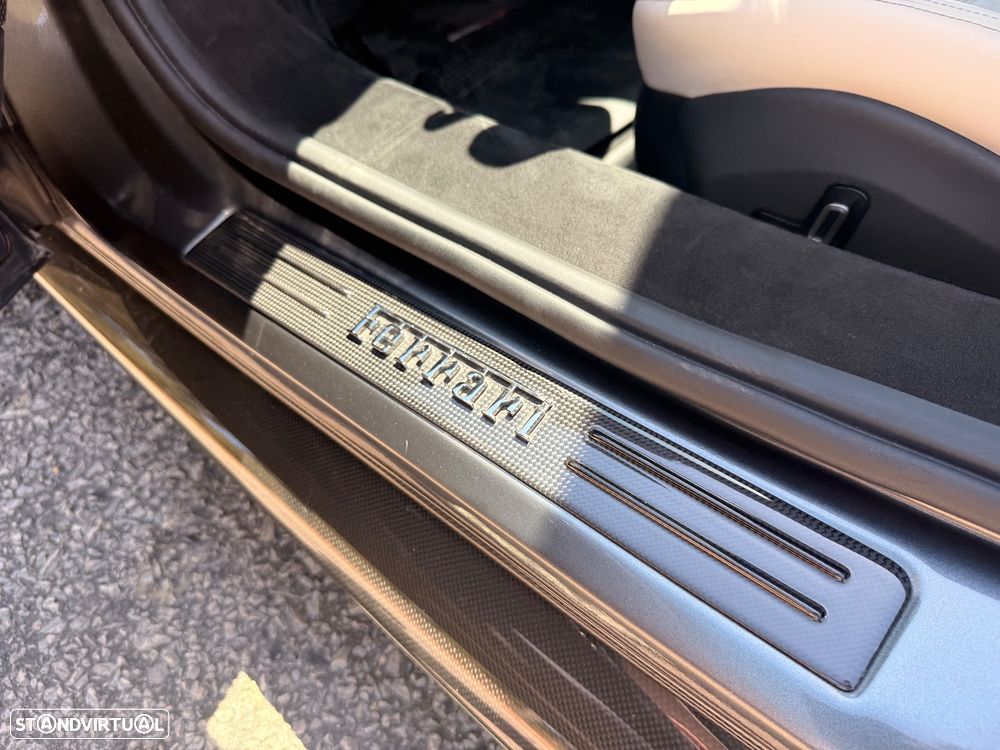 Ferrari 296 GTB Coupe - 16