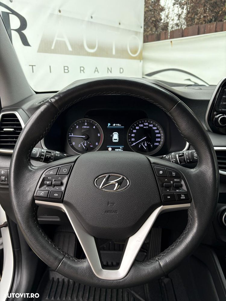 Hyundai Tucson 2.0 CRDI 4WD 6AT Luxury Pack+ - 19