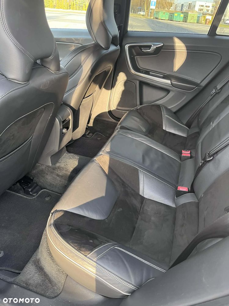 Volvo S60 D4 Geartronic - 14