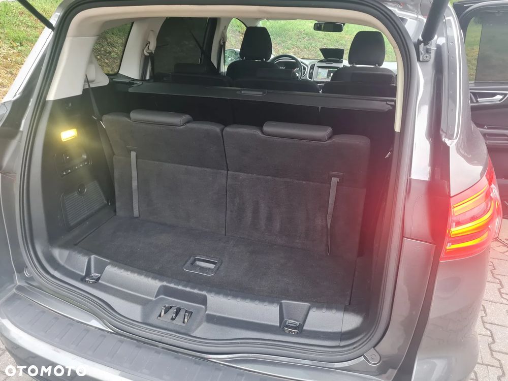 Ford S-Max 2.0 TDCi Titanium - 18