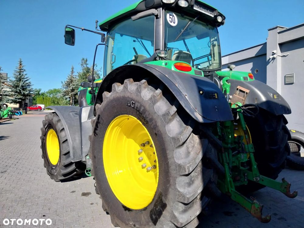 John Deere 6210R - 4