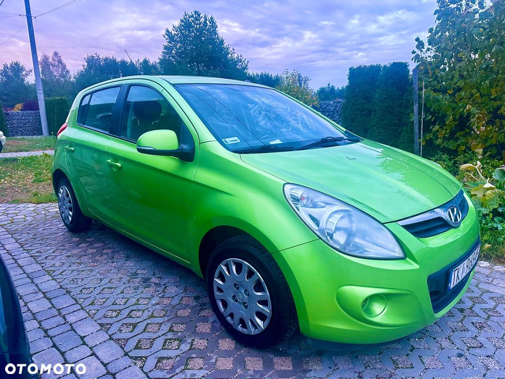 Hyundai I20