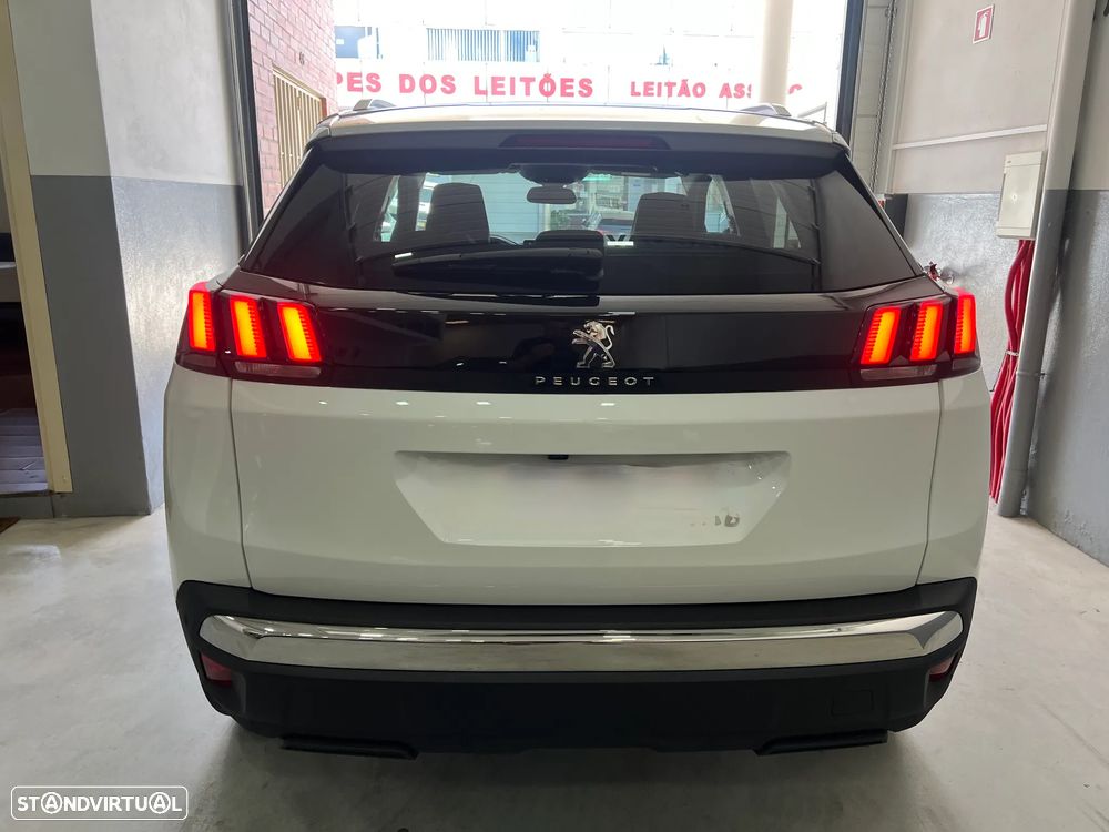 Peugeot 3008 1.2 PureTech Allure Pack EAT8 - 8