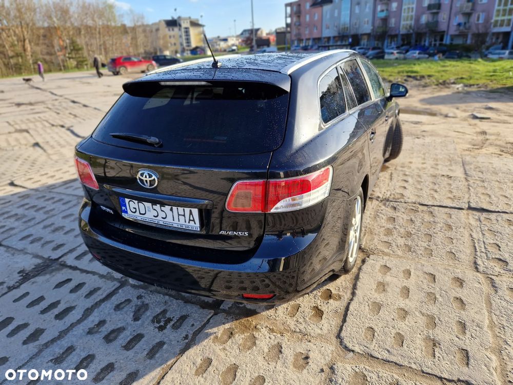 Toyota Avensis 2.2 D-4D Sol Plus - 3