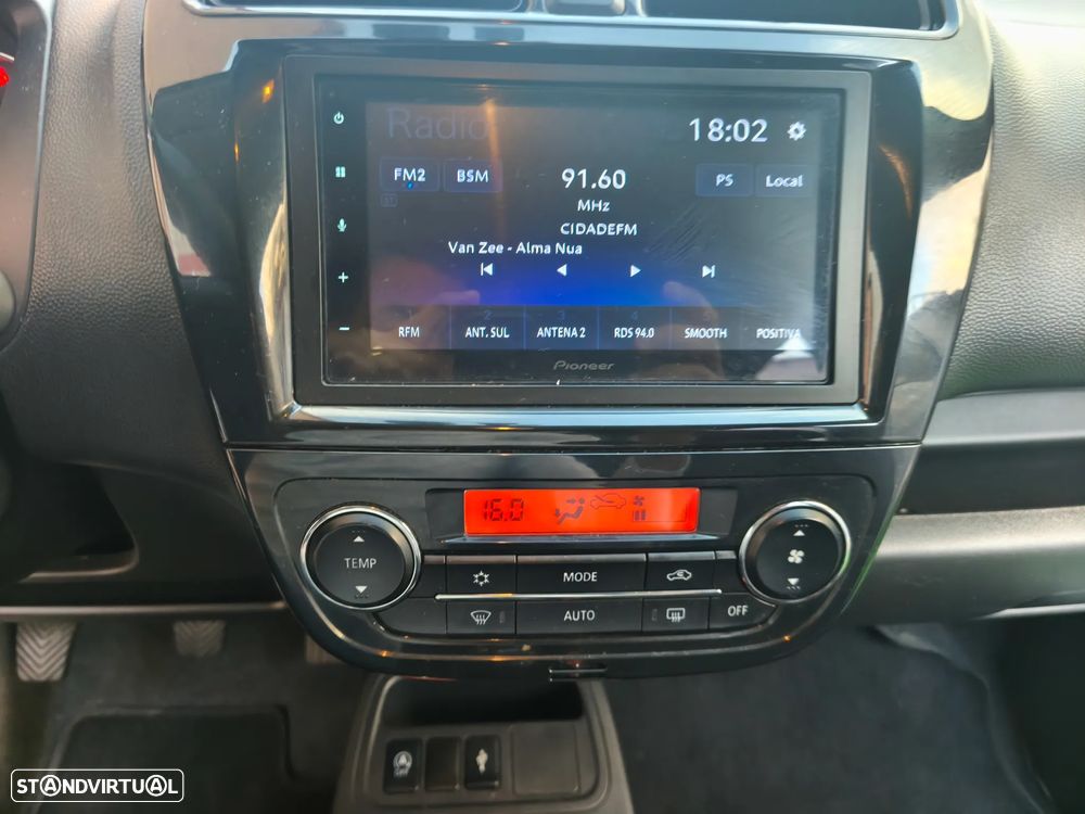 Mitsubishi Space Star 1.2 Intense Connect Edition - 8