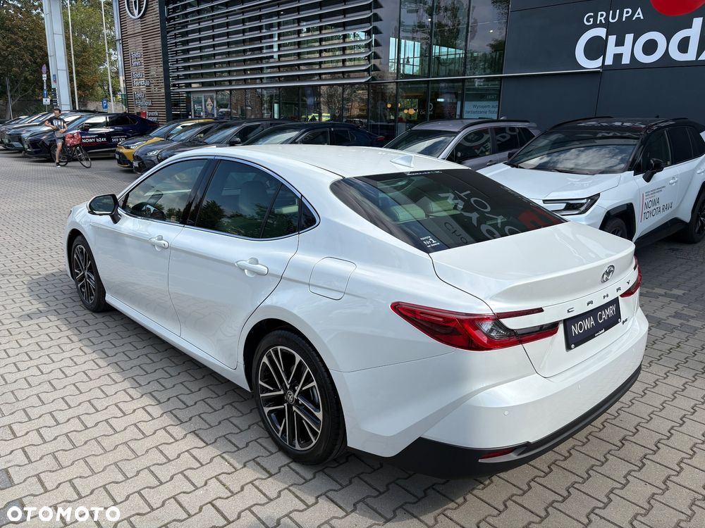 Toyota Camry 2.5 Hybrid Dynamic Force Executive e-CVT - 6