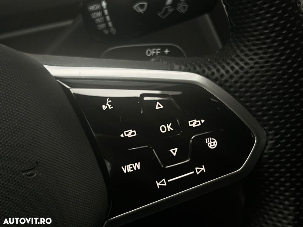 Volkswagen Tiguan 2.0 TDI SCR 4MOTION DSG R-Line - 37