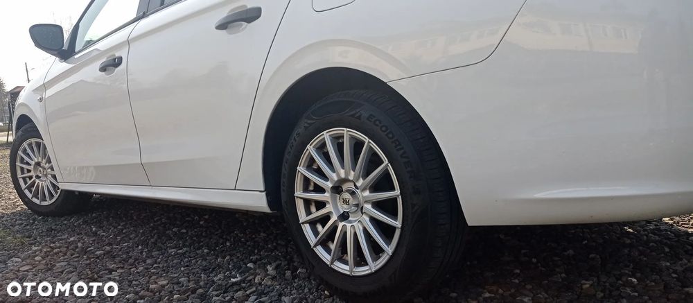 Peugeot 301 1.6 VTi Allure - 9
