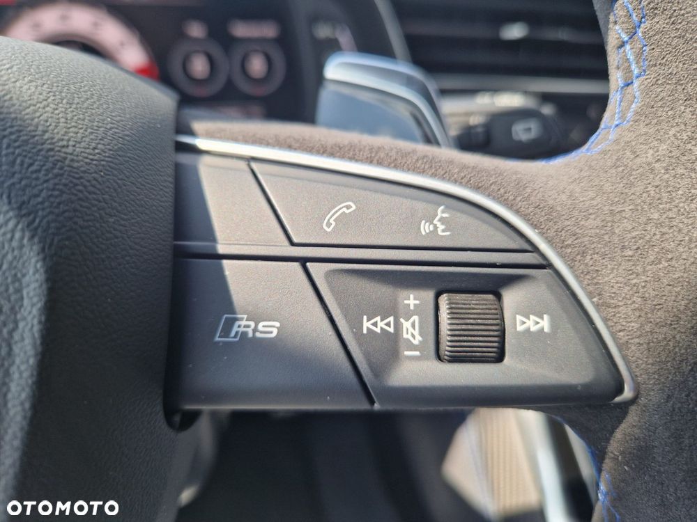 Audi RS Q8 - 19
