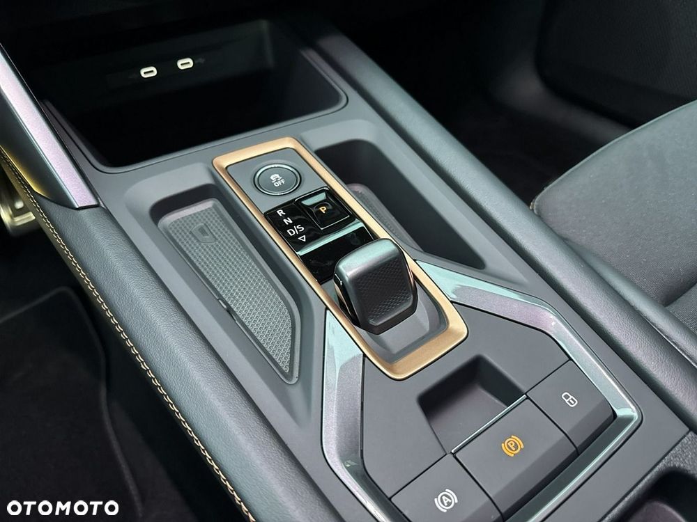 Cupra Leon 1.5 eTSI DSG - 30