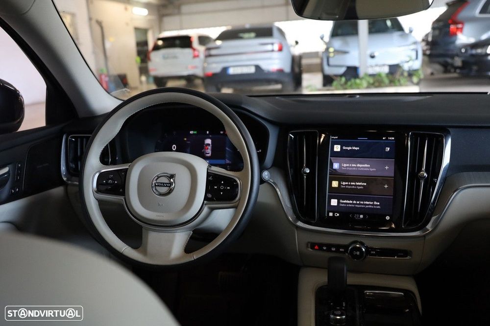 Volvo V60 2.0 T6 AWD TE Plus Bright - 19