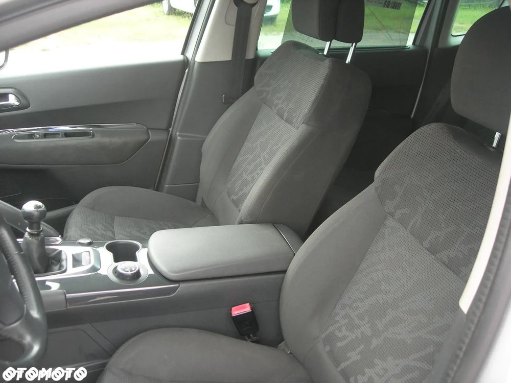 Peugeot 3008 HDi FAP 115 Active - 13