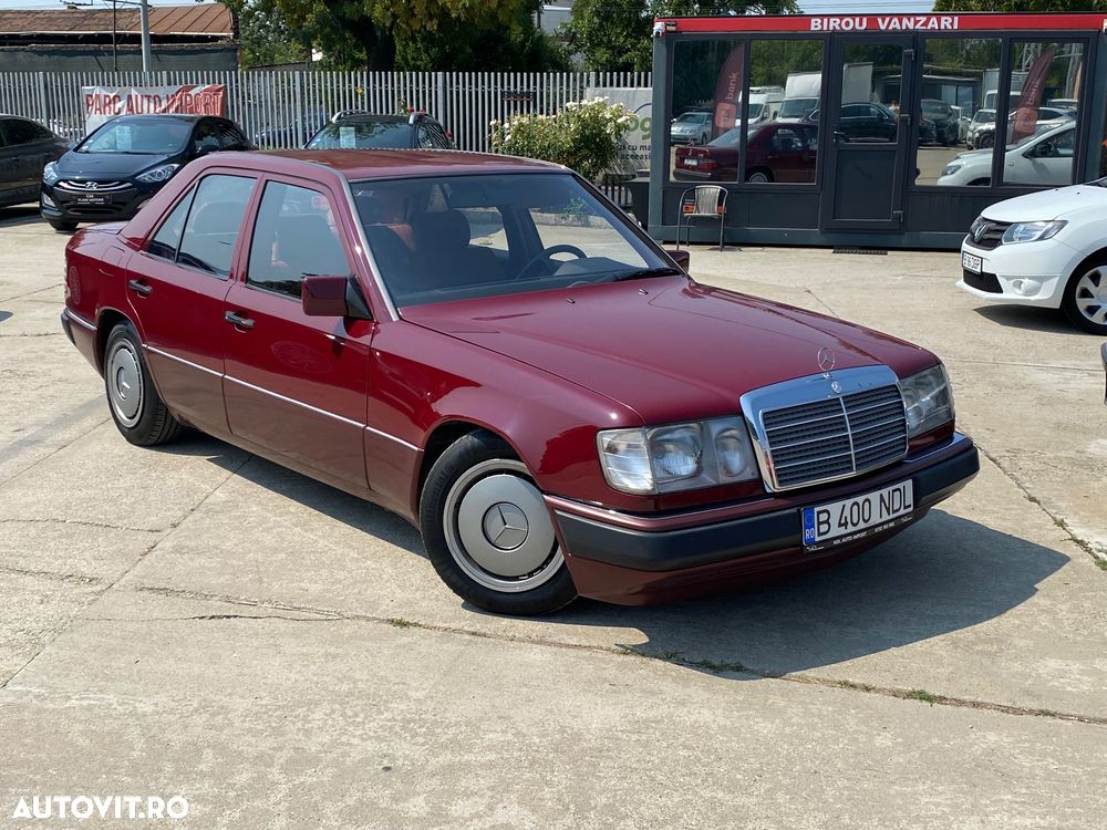 Mercedes-Benz W124 - 1