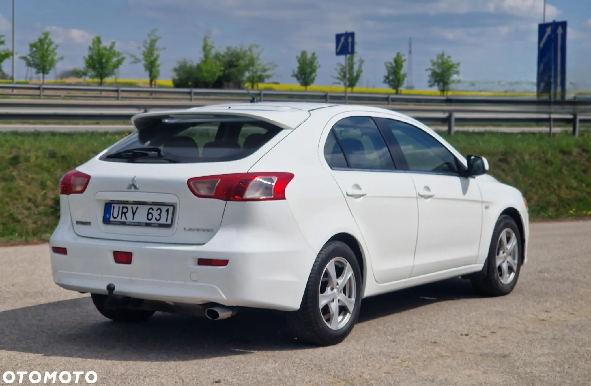 Mitsubishi Lancer 1.8 Inform - 2