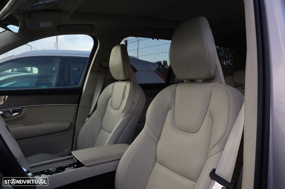 Volvo XC 90 2.0 T8 PHEV Ultra Bright AWD - 7