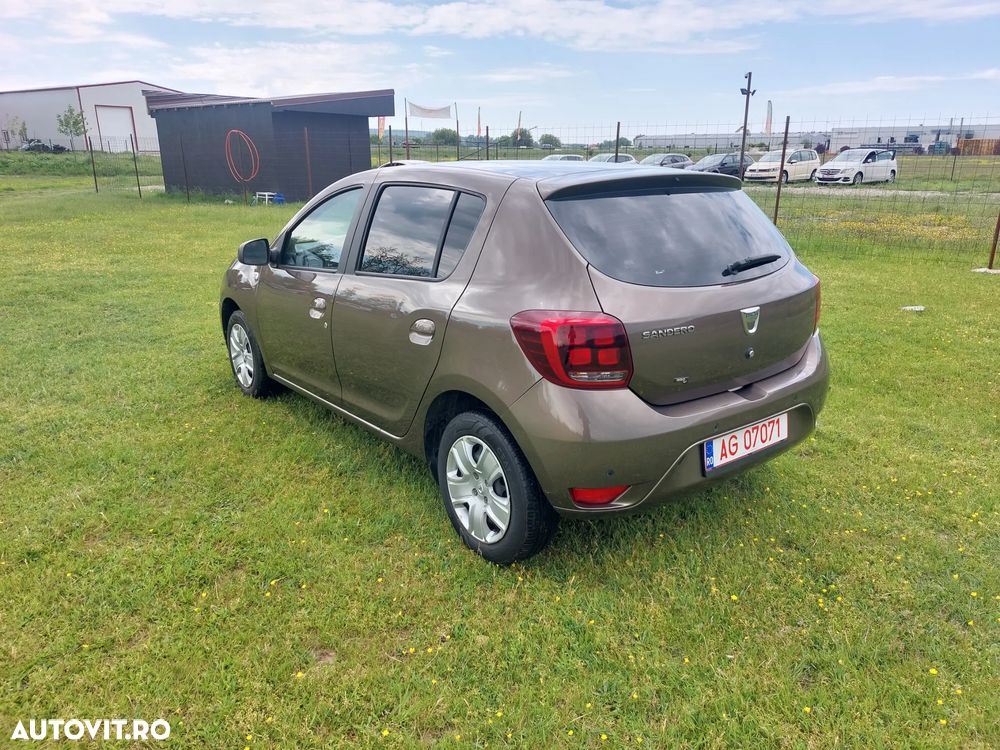 Dacia Sandero 0.9 TCe Laureate - 4