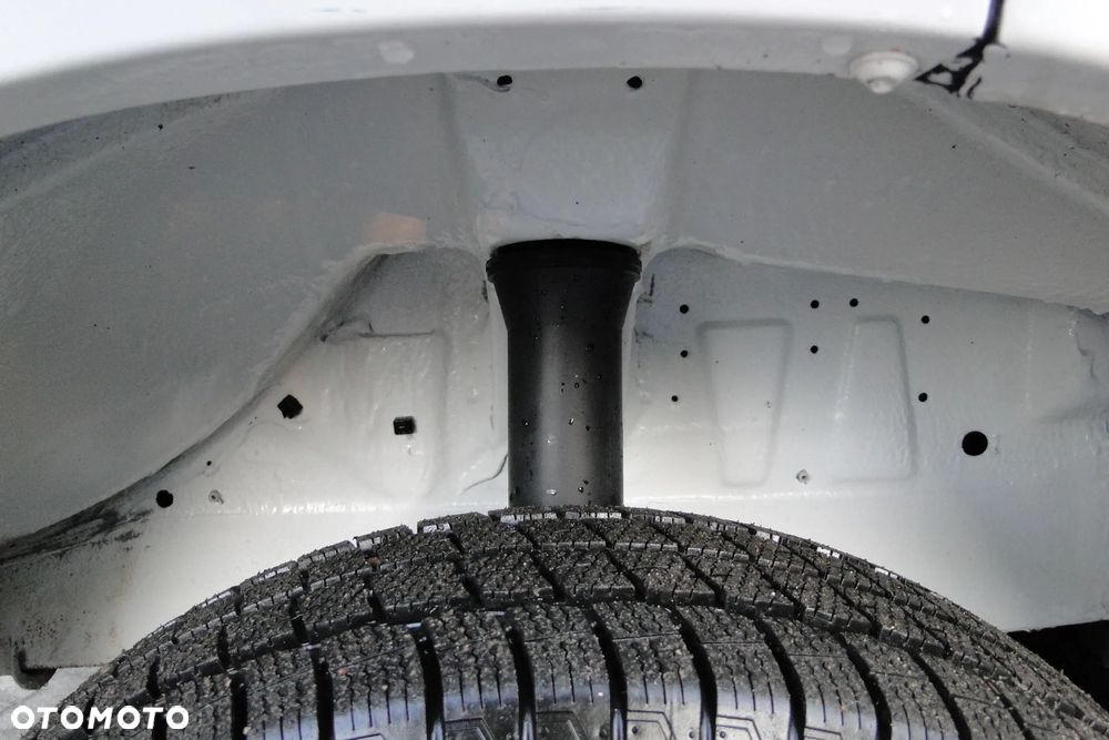 Mercedes-Benz Sprinter 411 - 27