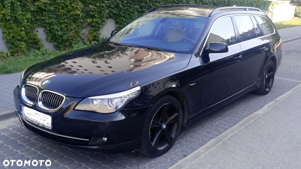 BMW Seria 5 523i - 1