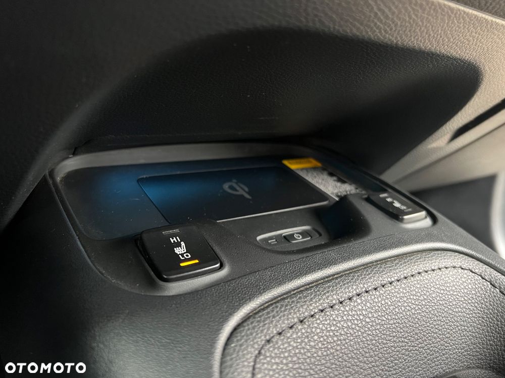 Toyota Corolla 1.8 Hybrid Executive - 15