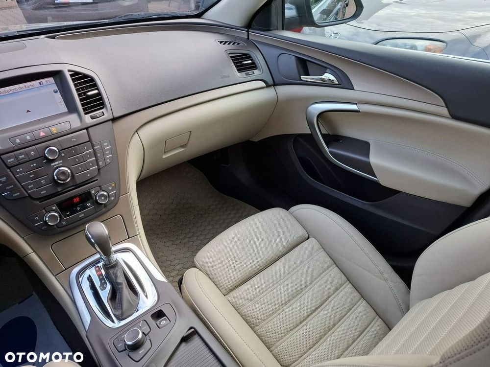Opel Insignia - 19