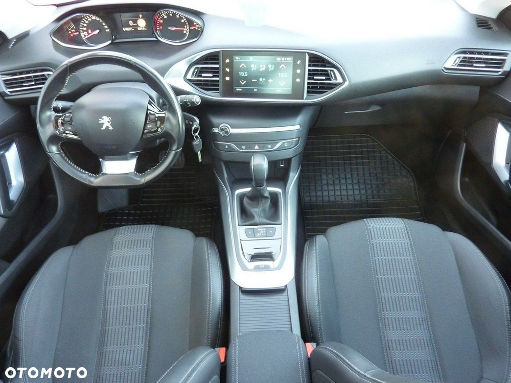 Peugeot 308 - 19